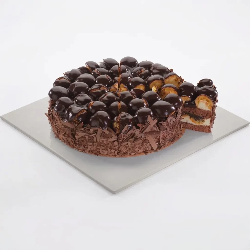 Siyah Profiterollü Pasta